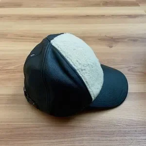 UGG | Accessories | Nwt Ugg Leather Baseball Hat | Poshmark display picture 3